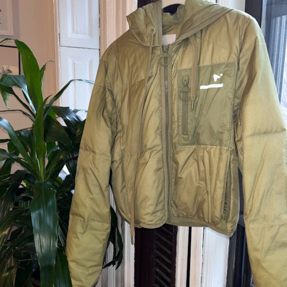 The Arrivals lightweight packable jacket (small, green)